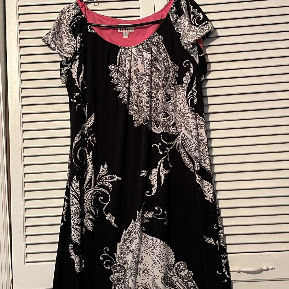 Black white paisley dress